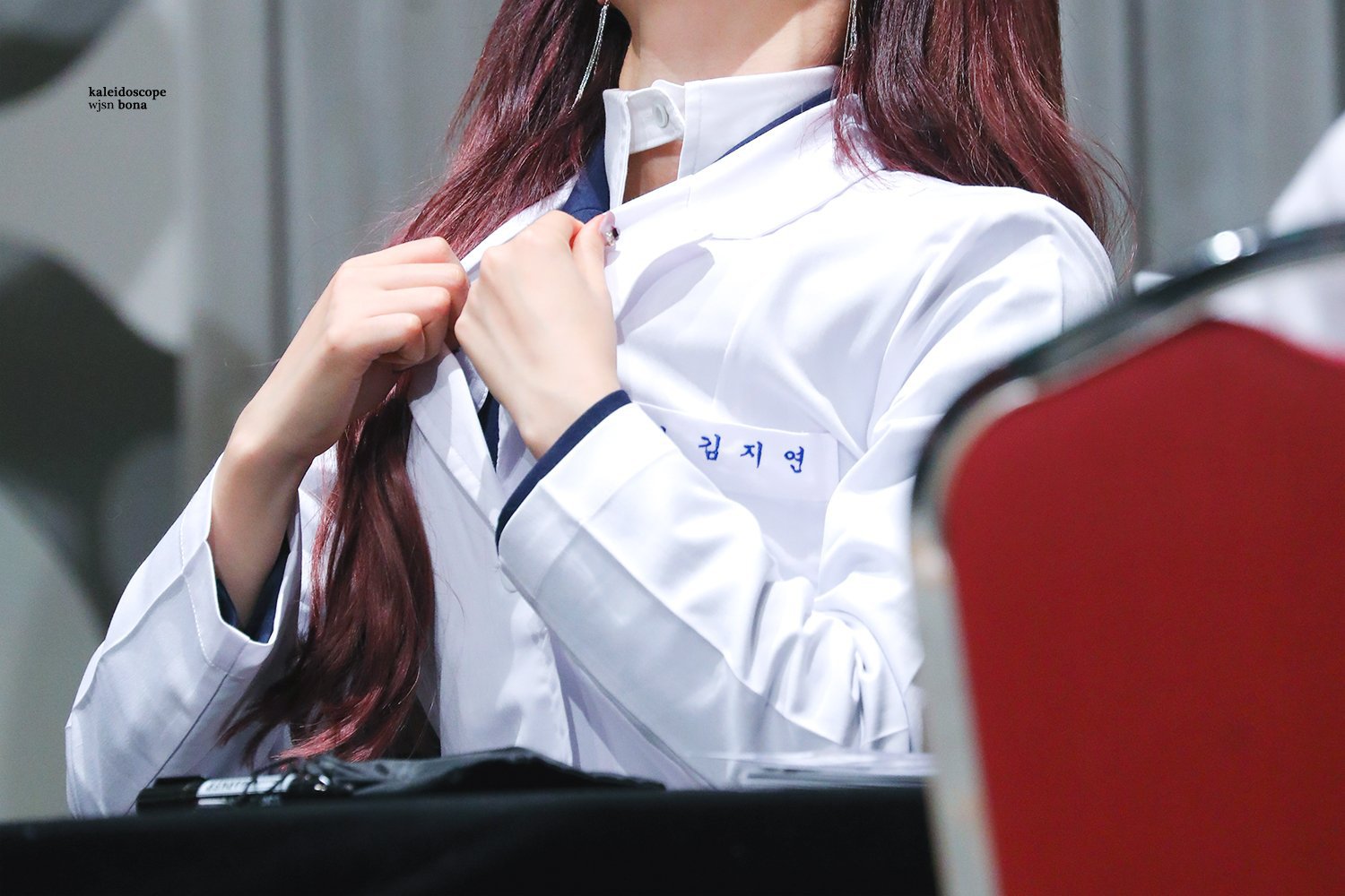 의사선생님이 된 우주소녀 보나.jpg | 인스티즈