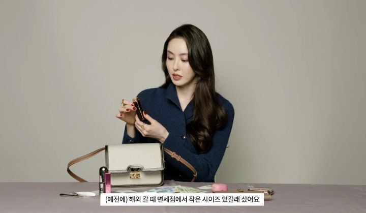 여자 연예인들이 쓰는 향수.jpg | 인스티즈