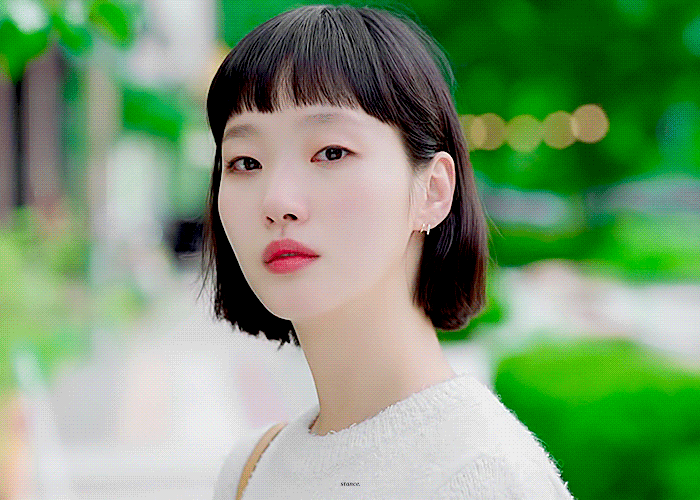 김고은: "제가 좀 한계가 없거든요. 걱정 마시고 일단 한번 줘보시면 잘 해내도록 하겠습니다." | 인스티즈