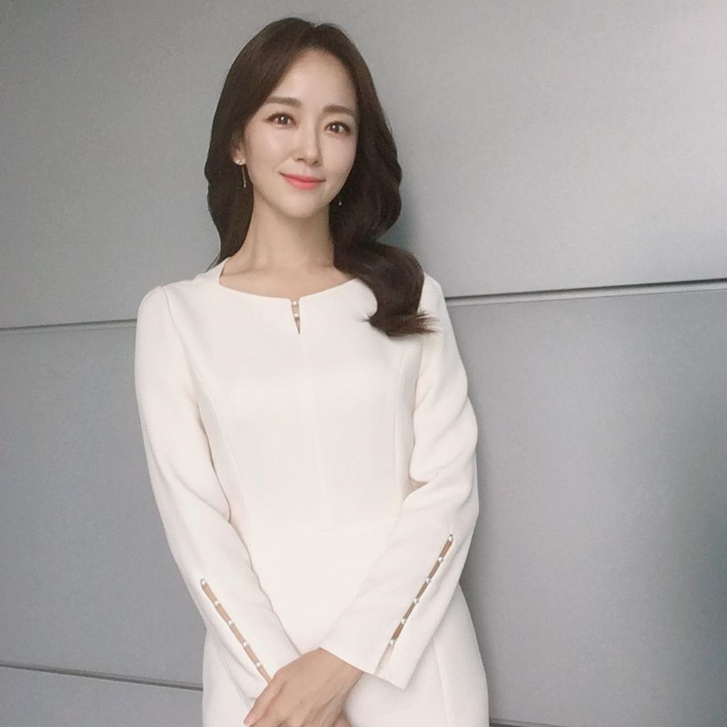 한밤 박선영 아나운서 | 인스티즈