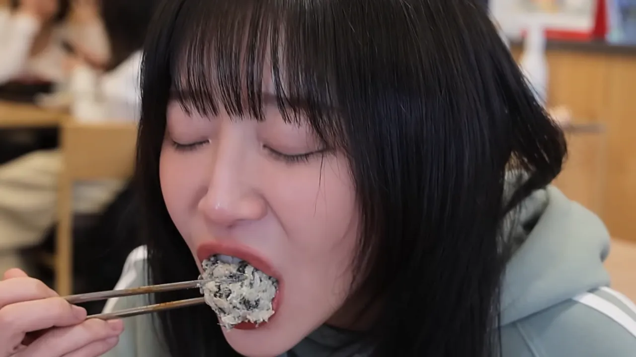 처음으로 엽떡 본점에 간 쯔양  | 인스티즈