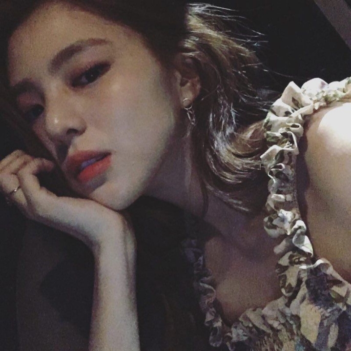배우 한소희 여친짤? 모음.jpg | 인스티즈