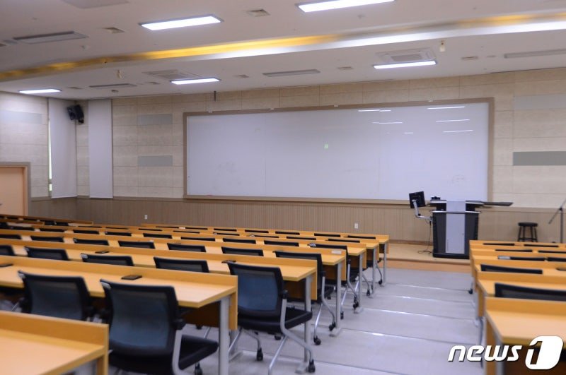 연세대, 600명 중 190명 중간고사 집단 AI 커닝 | 인스티즈