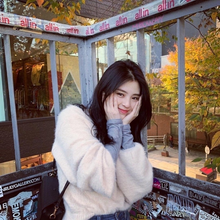 배우 한소희 여친짤? 모음.jpg | 인스티즈