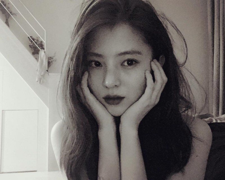 배우 한소희 여친짤? 모음.jpg | 인스티즈