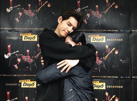 나 어떤돌 럽스타를 너무 대놓고 하는거야 | 인스티즈