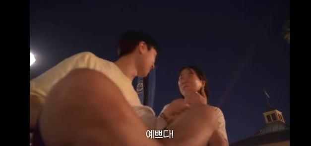 영화처럼 디즈니월드에서 프로포즈 한 유튜버 (웃소 성희 고탱) | 인스티즈