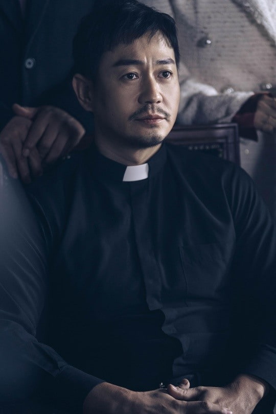 성당가면 잘 생긴 신부님이 없는 이유............jpg | 인스티즈