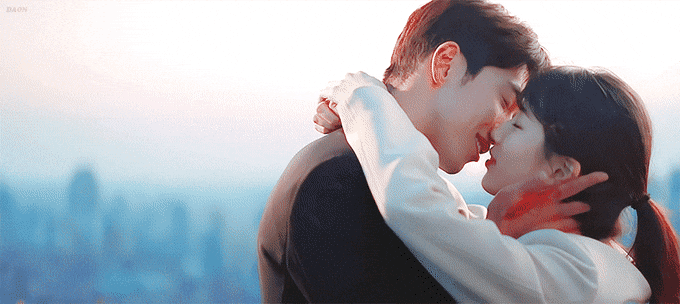 여자 아이돌들의 키스신 모음 .gif | 인스티즈