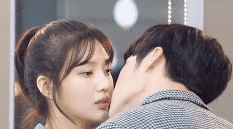 여자 아이돌들의 키스신 모음 .gif | 인스티즈