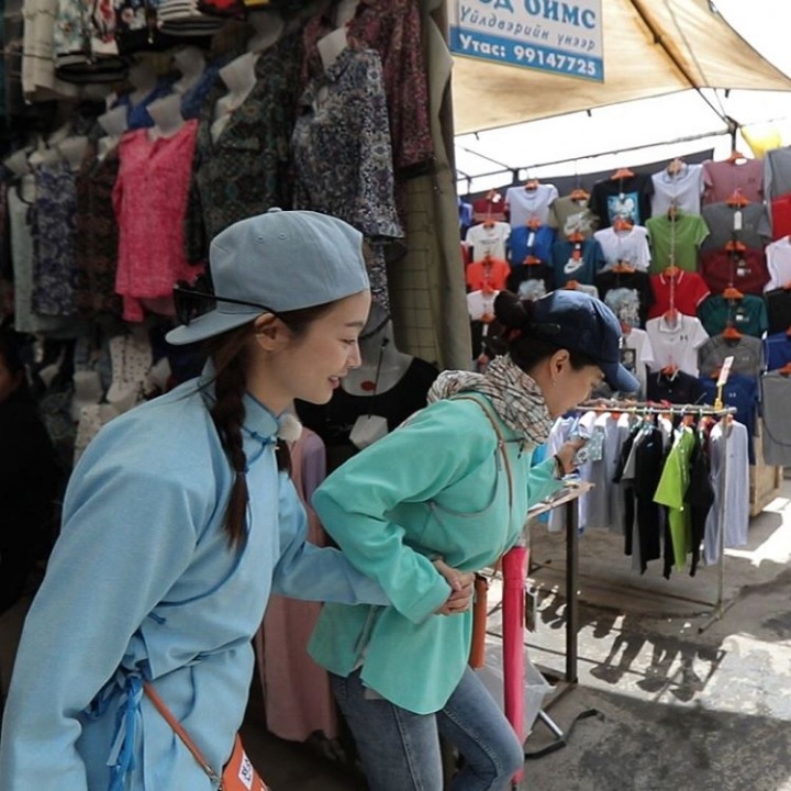 [런닝맨] 여vs여 경쟁구도가 아니라 자매케미 보여주는 송지효전소민 | 인스티즈