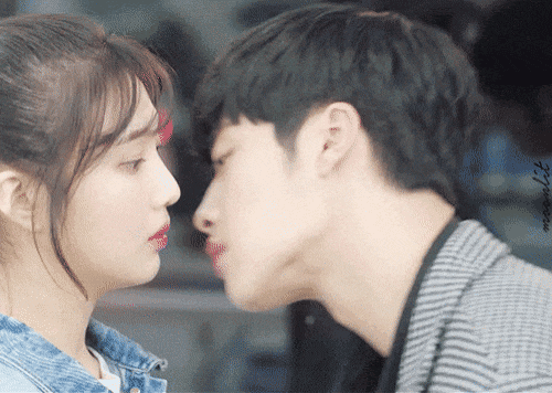 여자 아이돌들의 키스신 모음 .gif | 인스티즈