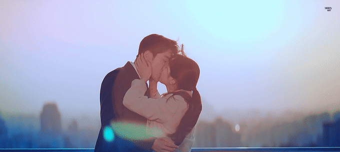 여자 아이돌들의 키스신 모음 .gif | 인스티즈