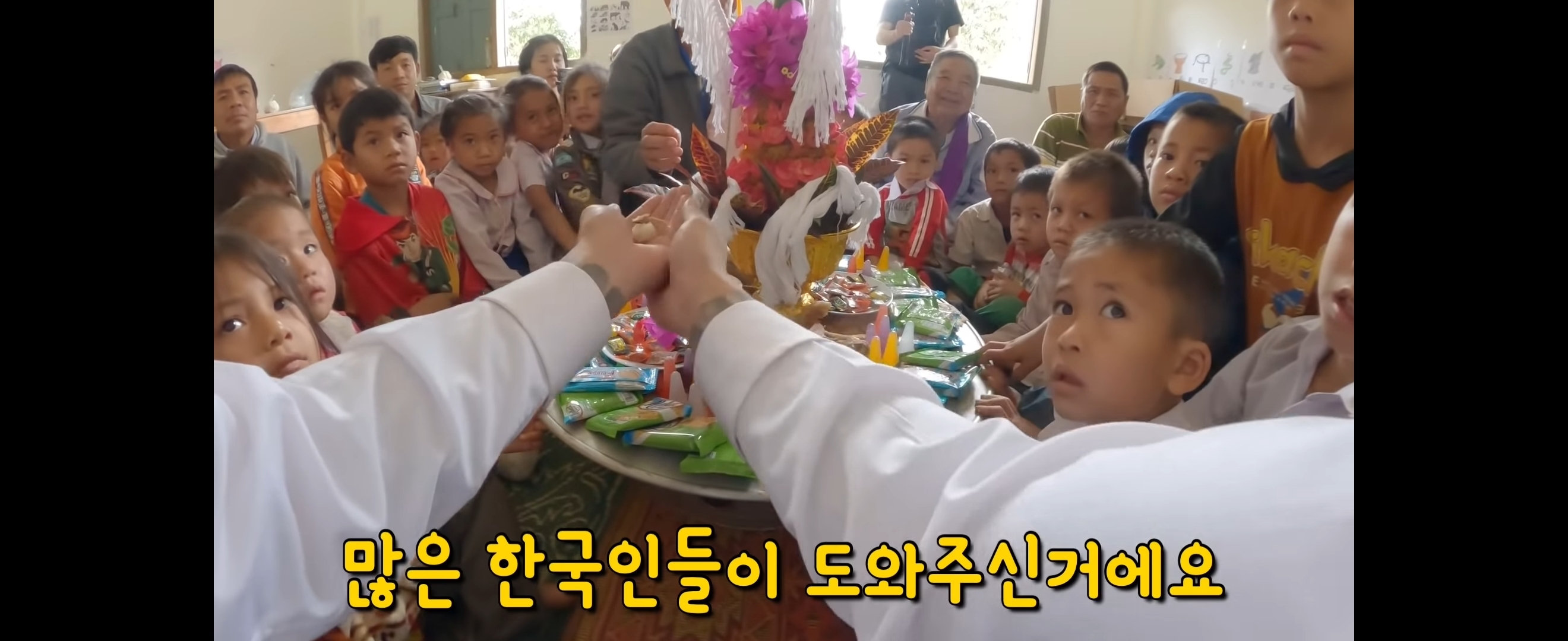  유투브 수익료를 역대급으로 잘 쓰는 것 같은 유투버 | 인스티즈