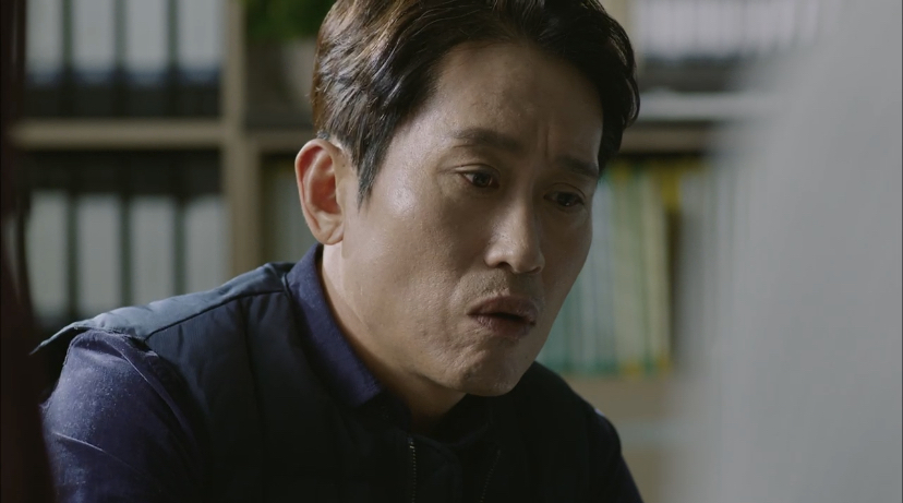 제가 강력팀 팀장인데, 우리팀에 전입 온 막내가 30년 전 실종됐던 선배님인 것 같아요...jpg | 인스티즈