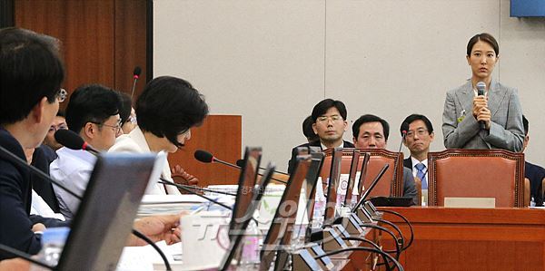 국감 증인으로 출석한 대상그룹 임상민 상무 (임세령 동생).jpg | 인스티즈