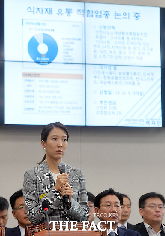 국감 증인으로 출석한 대상그룹 임상민 상무 (임세령 동생).jpg | 인스티즈