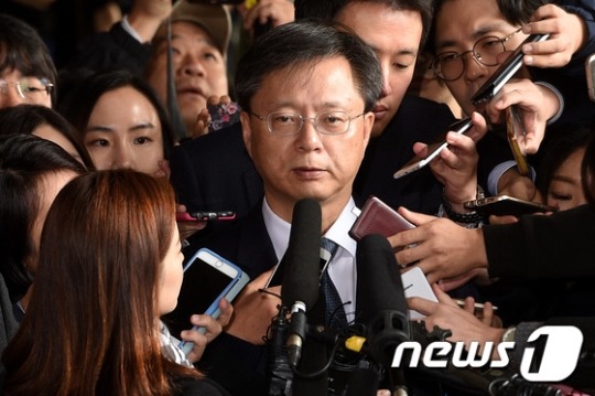 스펙 하나는 기가막히게 화려한 우병우 | 인스티즈