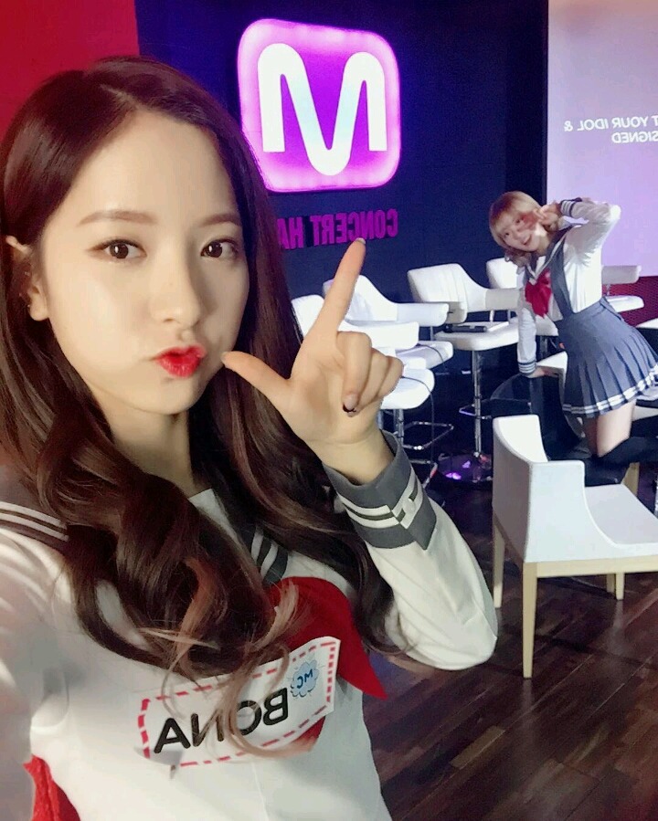 꽃길만 걷고싶은 그대들의 우주소녀 | 인스티즈