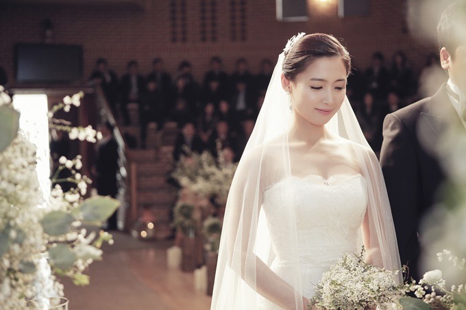 여배우들이 실제 결혼식에서 많이 선호한다는 드레스 스타일 jog | 인스티즈