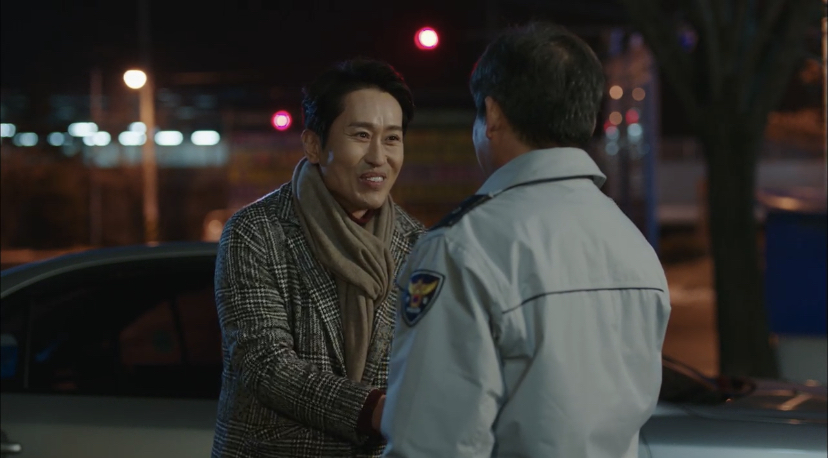 제가 강력팀 팀장인데, 우리팀에 전입 온 막내가 30년 전 실종됐던 선배님인 것 같아요...jpg | 인스티즈
