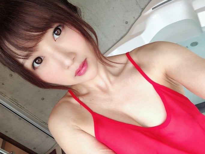 피부 깨끗하고 허리 잘 사용하시는 배우 | 인스티즈