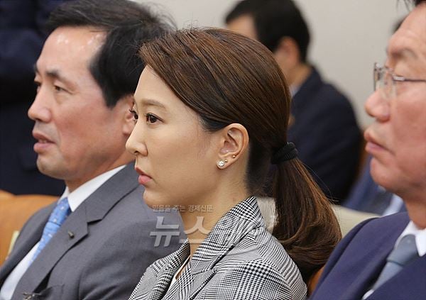국감 증인으로 출석한 대상그룹 임상민 상무 (임세령 동생).jpg | 인스티즈