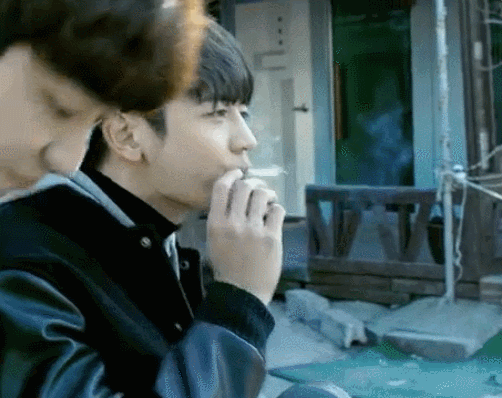 샤이니 민호 영화에서 담배씬.gif | 인스티즈