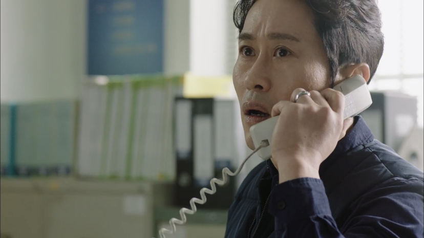 제가 강력팀 팀장인데, 우리팀에 전입 온 막내가 30년 전 실종됐던 선배님인 것 같아요...jpg | 인스티즈