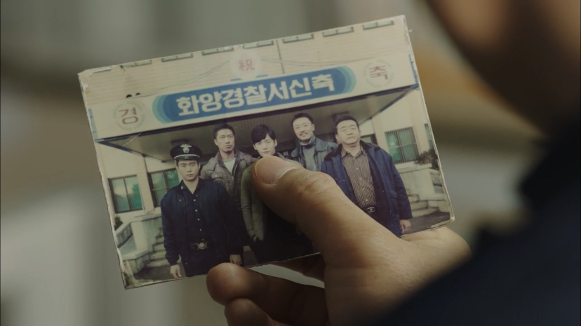 제가 강력팀 팀장인데, 우리팀에 전입 온 막내가 30년 전 실종됐던 선배님인 것 같아요...jpg | 인스티즈