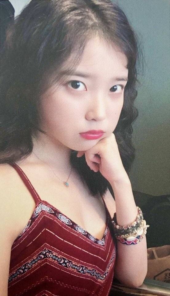 아이유 여친짤 일수도 아닐수도 있는 사진들 .jpg | 인스티즈