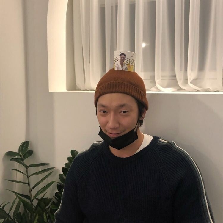 옷 훈훈하게 잘입고 다니는 손석구 사복 스타일 | 인스티즈