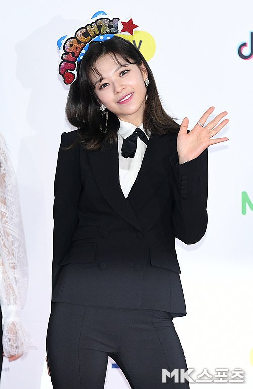 오늘자 SBS 가요대전 레드카펫 박살내는 트와이스 ㄷㄷㄷ | 인스티즈