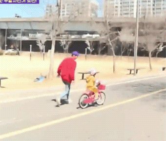 [반달친구] 별로 안친했던 서연이와 모자쌤의 감동적인 두발자전거 배우기 | 인스티즈