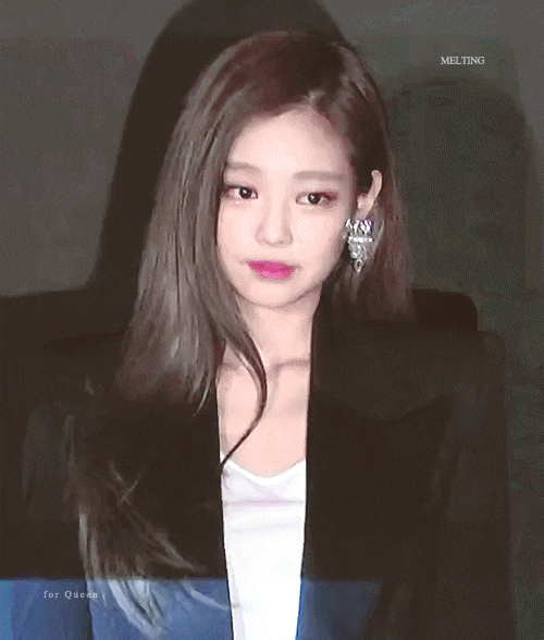 되게 섹시하게 생긴 블랙핑크 제니 | 인스티즈