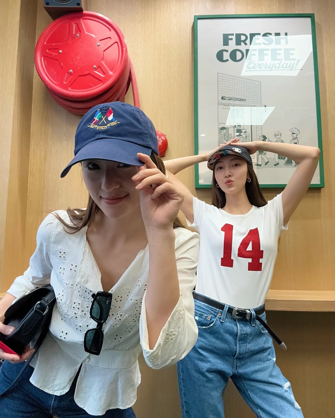 나이들수록 점점 똑같아지는 제시카&크리스탈(정수정) 자매 | 인스티즈