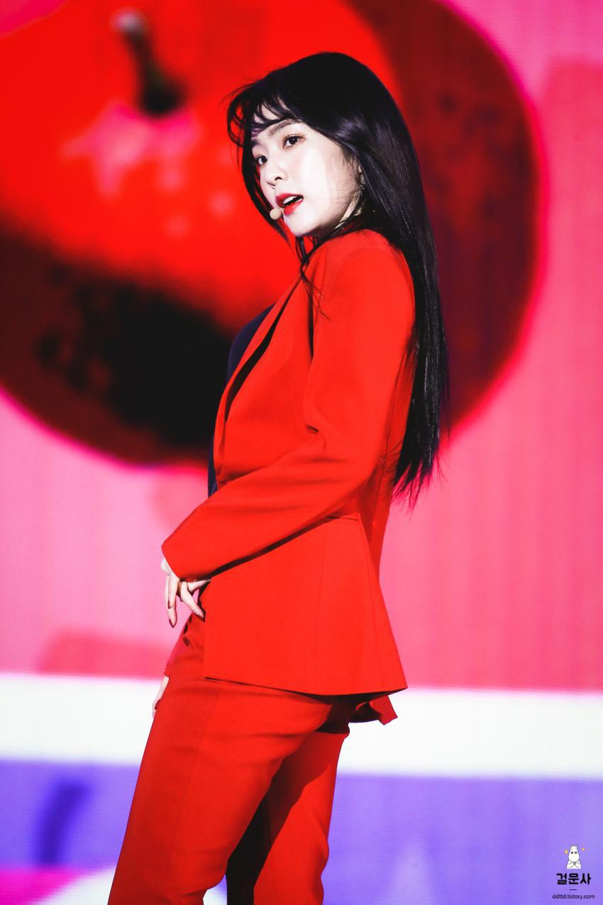 앞머리 유무에 따른 레드벨벳 아이린의 미모.jpg | 인스티즈