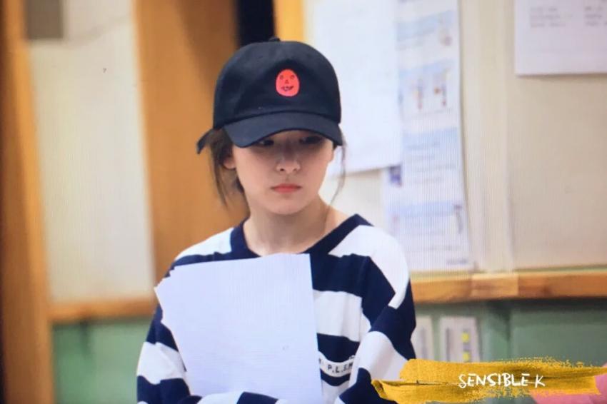 [레드벨벳] 슬기와 친오빠 핸드폰에 서로 저장된 이름ㅋㅋ | 인스티즈