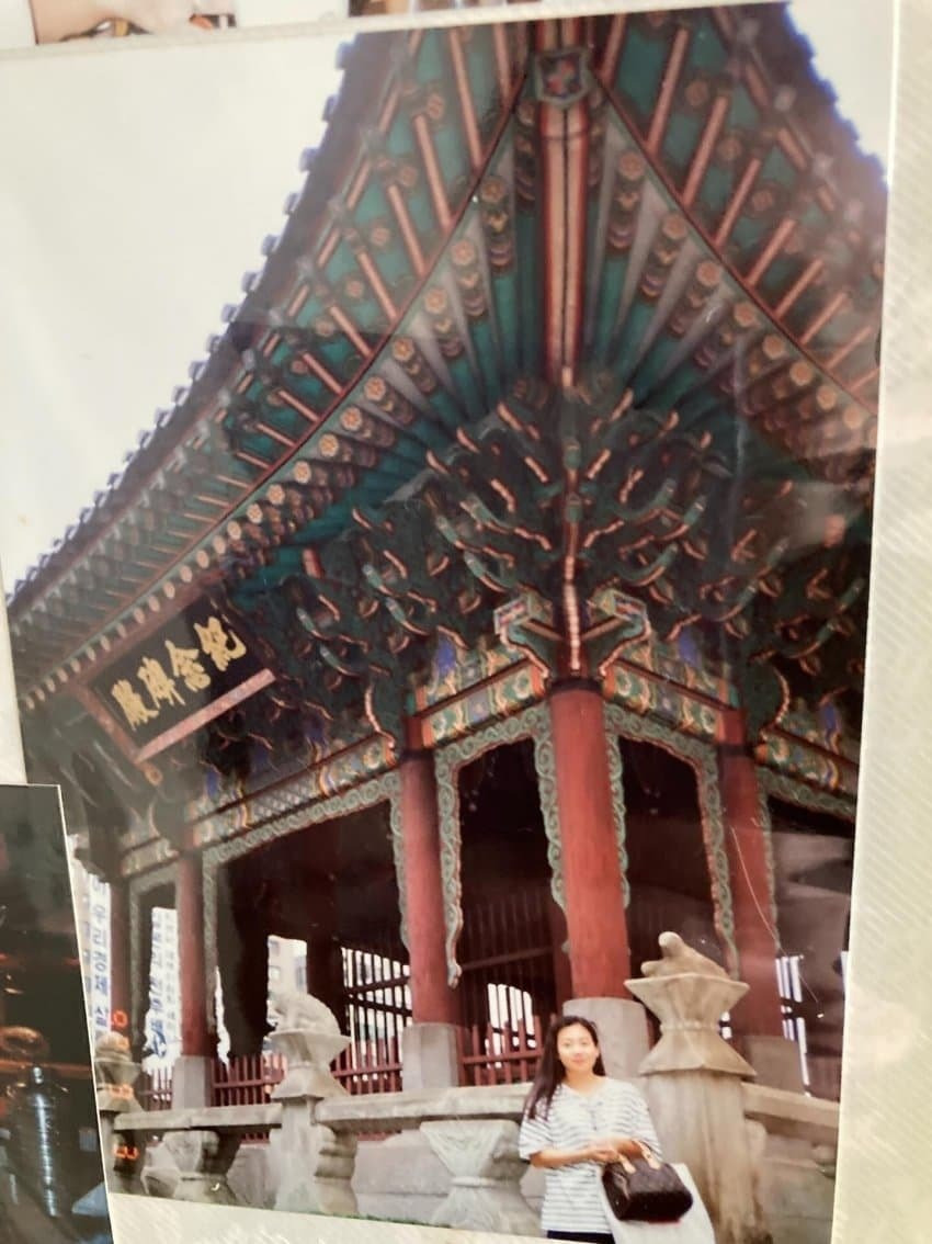34년 전 한국에서 사진을 찍은 일본 여성 | 인스티즈
