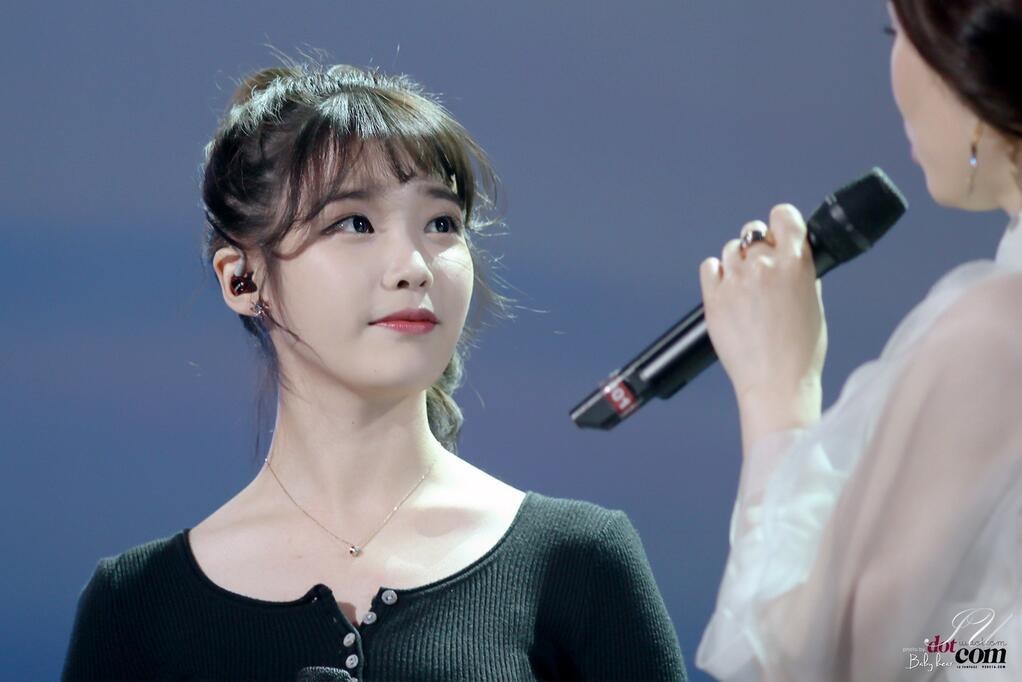[15.09.18] 데뷔 7주년기념 아이유 짤모음.jpgif | 인스티즈