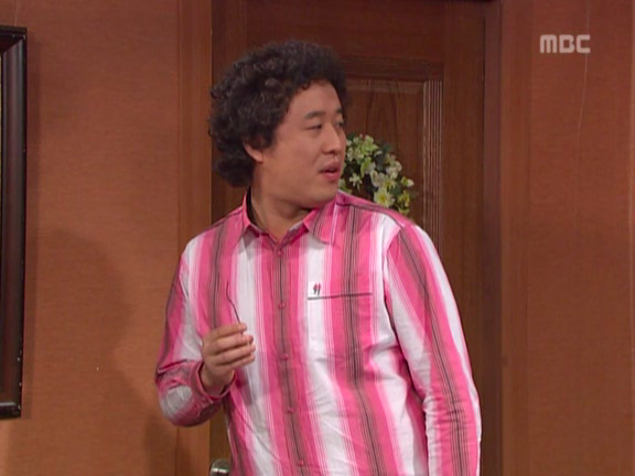 [거침없이하이킥] 순재에게 똥침당한 효자 준하.jpg | 인스티즈
