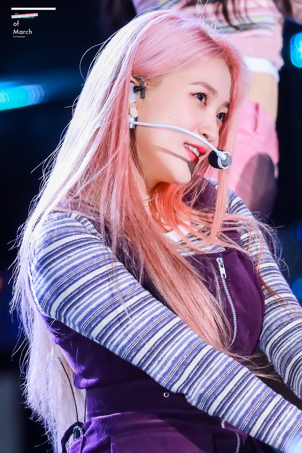 핑크머리가 잘어울리는 예리.jpgif | 인스티즈