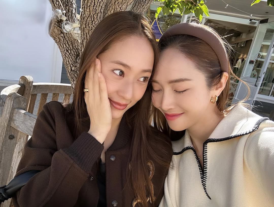 나이들수록 점점 똑같아지는 제시카&크리스탈(정수정) 자매 | 인스티즈