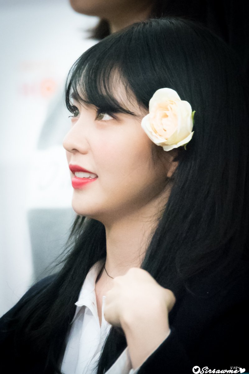 앞머리 유무에 따른 레드벨벳 아이린의 미모.jpg | 인스티즈