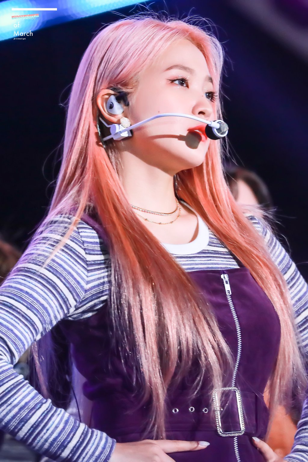 핑크머리가 잘어울리는 예리.jpgif | 인스티즈