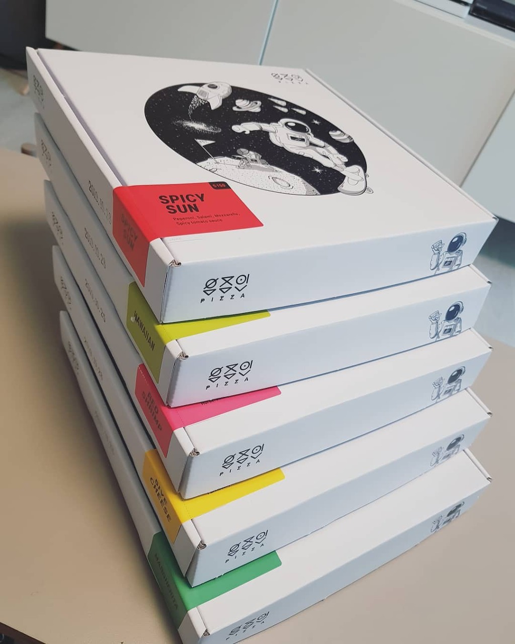 sns에서 핫한 우주인 피자 | 인스티즈