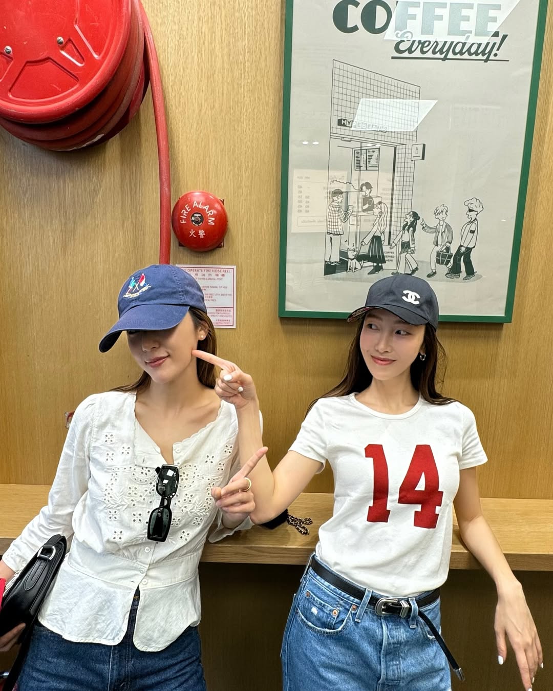 나이들수록 점점 똑같아지는 제시카&크리스탈(정수정) 자매 | 인스티즈