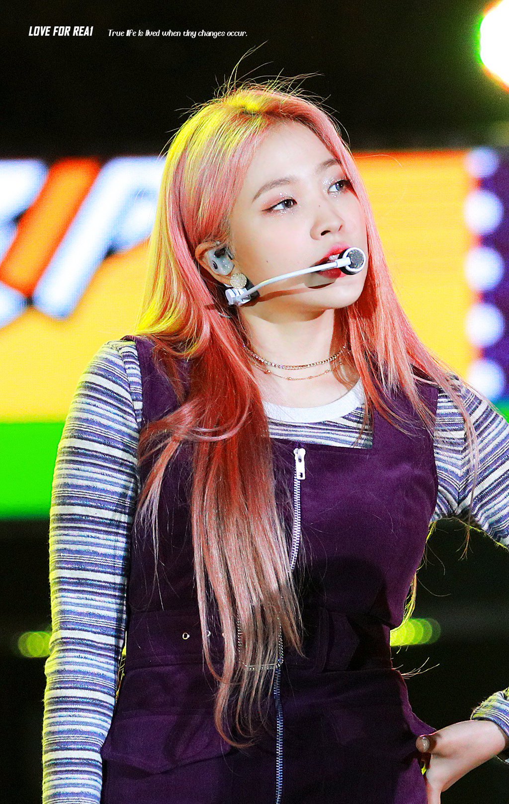 핑크머리가 잘어울리는 예리.jpgif | 인스티즈