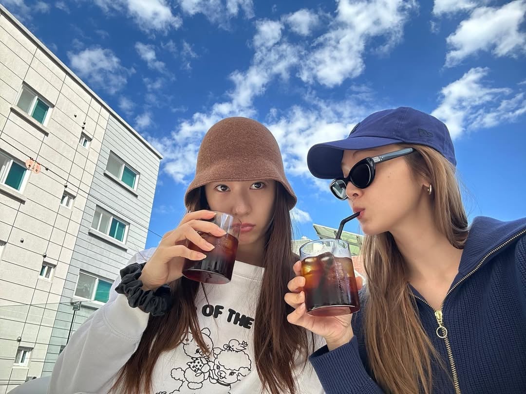 나이들수록 점점 똑같아지는 제시카&크리스탈(정수정) 자매 | 인스티즈