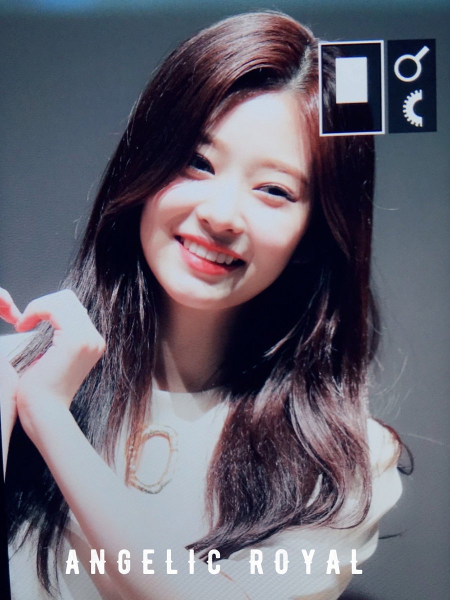 아이즈원 첫 팬싸인회 장원영,안유진,사쿠라,강혜원,김민주,조유리,김채원 사진,움짤.jpgif | 인스티즈